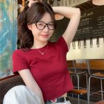 Women's Slim Fit Short Sleeve Knit Top Solid Wine Red One Size