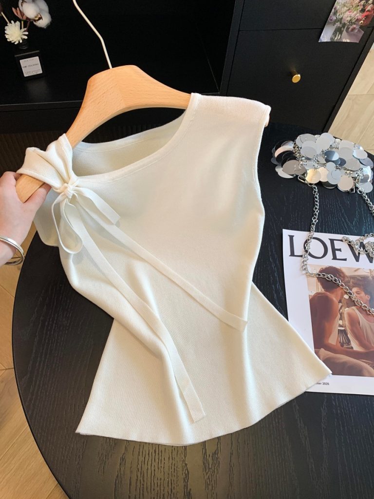 One-Shoulder Short Sleeve T-Shirt with Tie Strap Women 2026 Summer Slim Fit Cropped Top