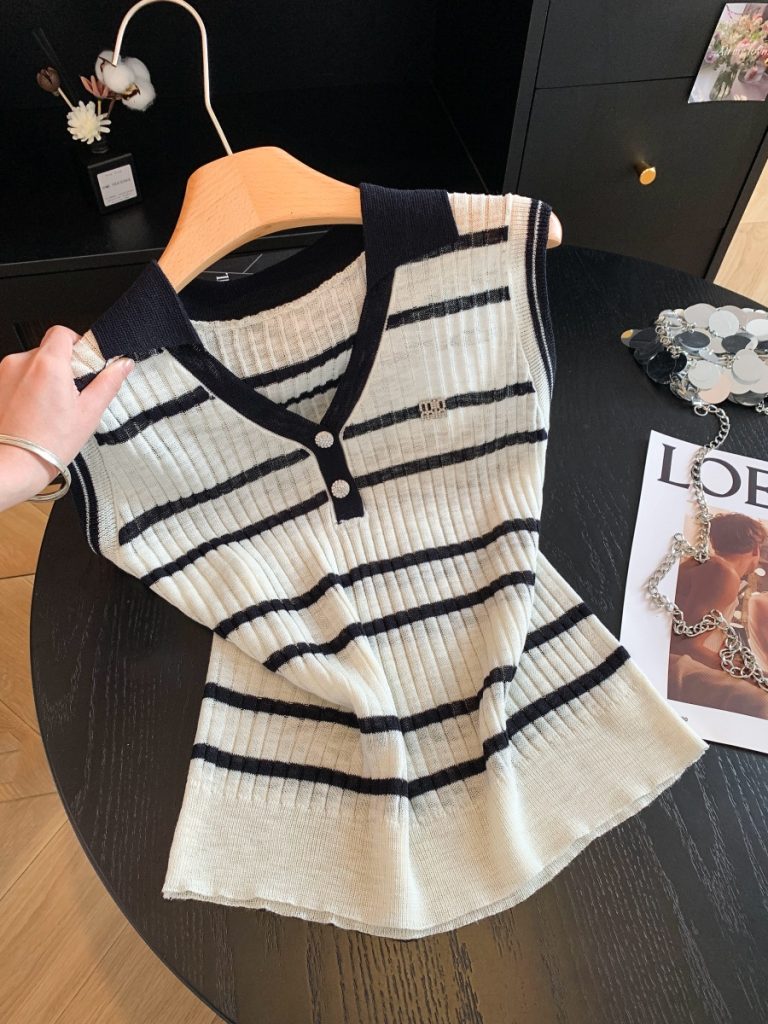 Women's French Collar Color Block Sleeveless Knit Polo Top Summer 2026 Slim Fit Striped Vest